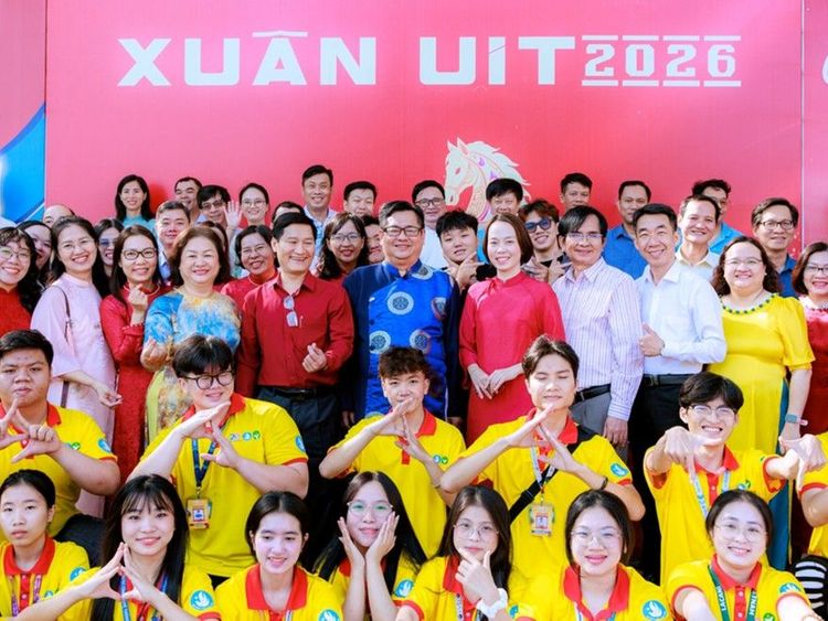 Không gian góc Xuân UIT năm 2026